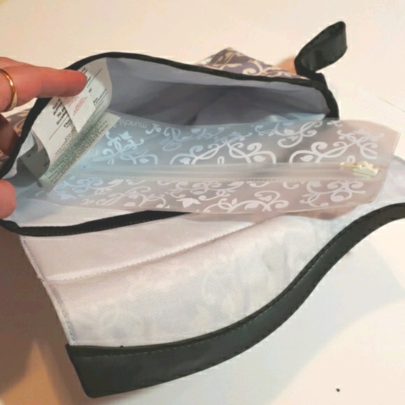 Munchkin Diaper Change Pouch * Ma - Picture 3 of 3